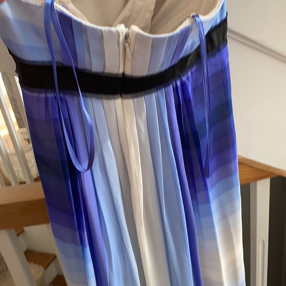 Prom Bcbgmaxazria dress - Picture 4 of 4